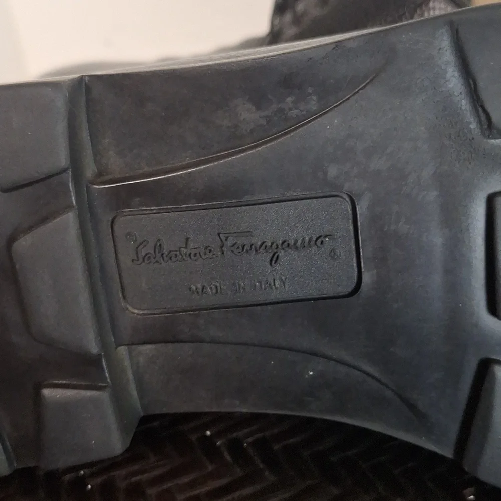 Salvatore Ferragamo Black Pebble Leather Casual Lace Up Derby Men Size 10 Oxford